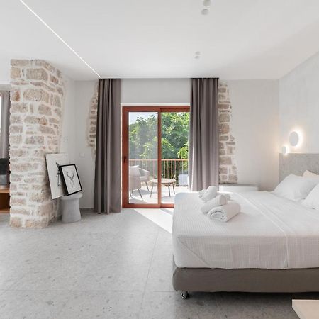 Kampus Luxury Villas 트리칼라 외부 사진